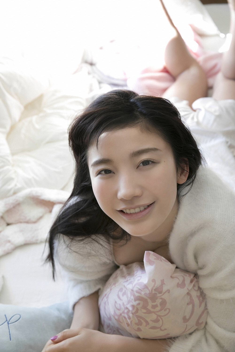 YS-Web-Vol.811 Yuka Ogura 小倉優香 女神降臨